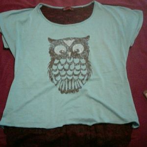 Hi-Lo lace back owl blouse top